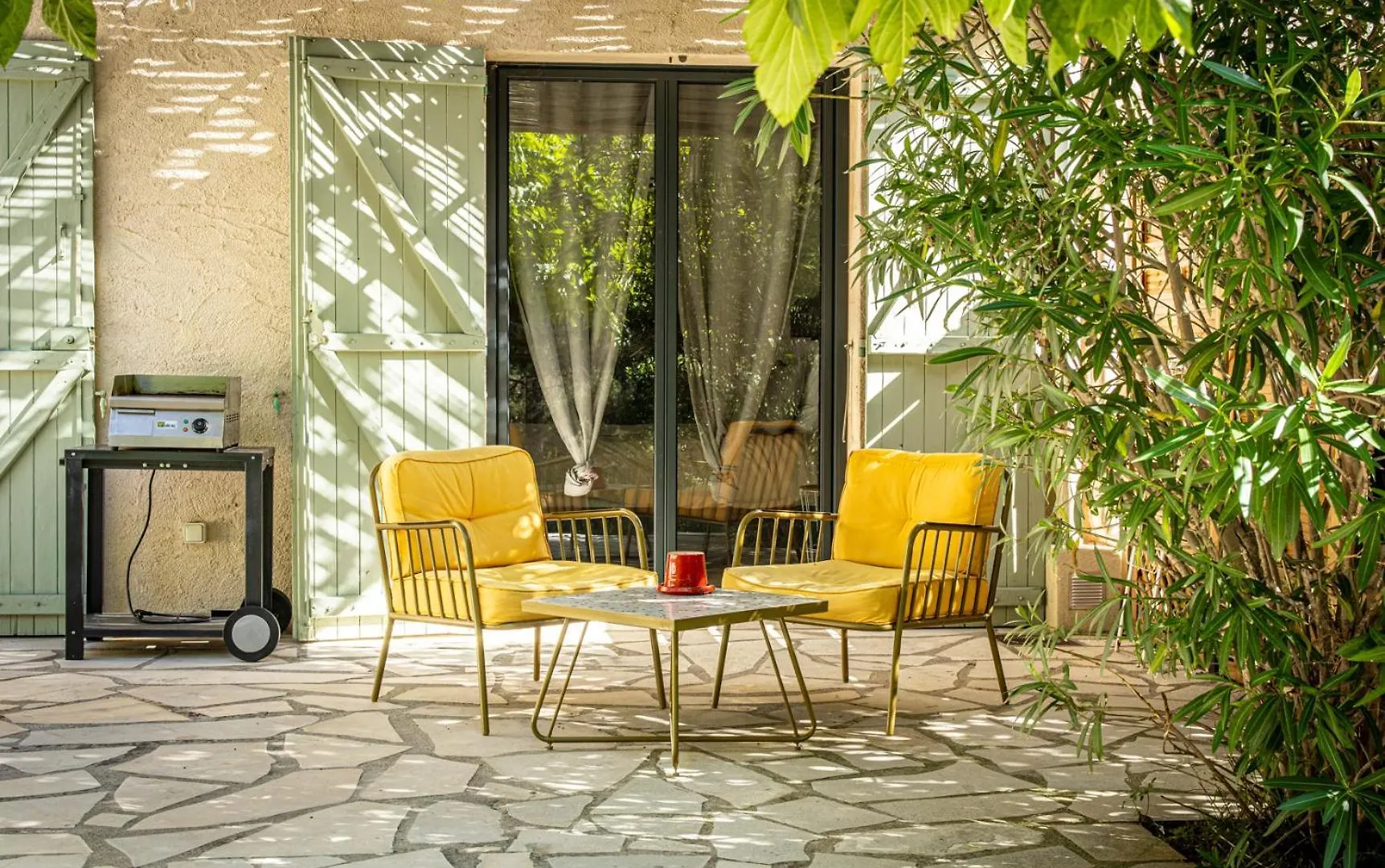 Bed and Breakfast Mas lou Félibrige Venelles