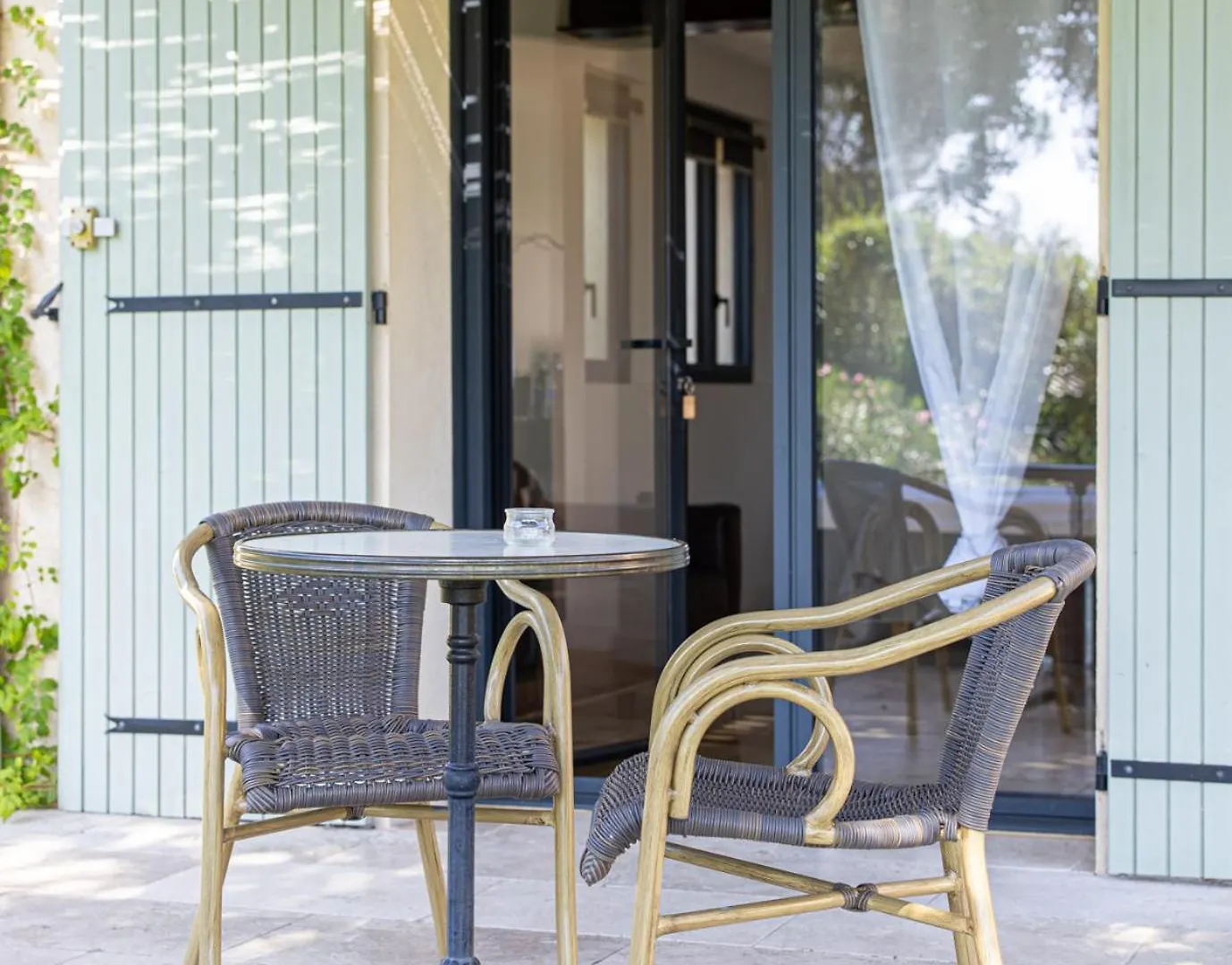 Bed and Breakfast Mas lou Félibrige Venelles