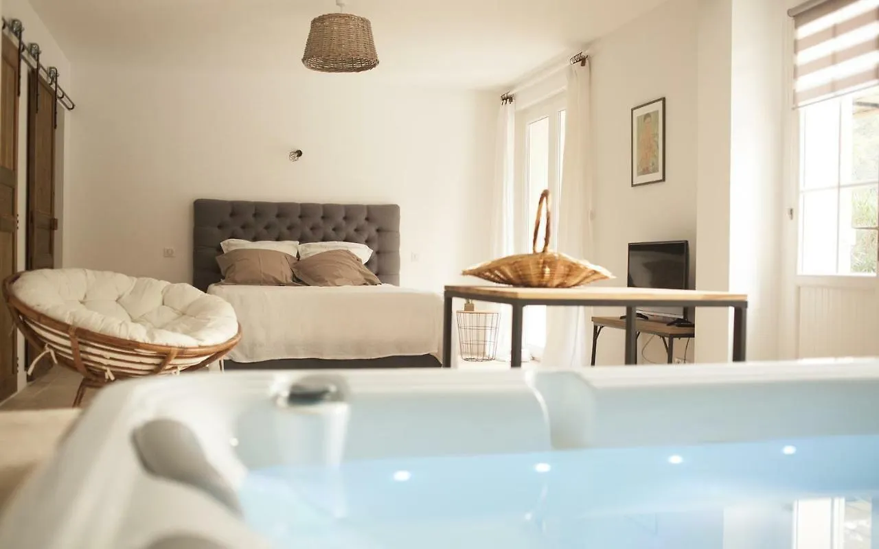 Bed and Breakfast Mas lou Félibrige Venelles